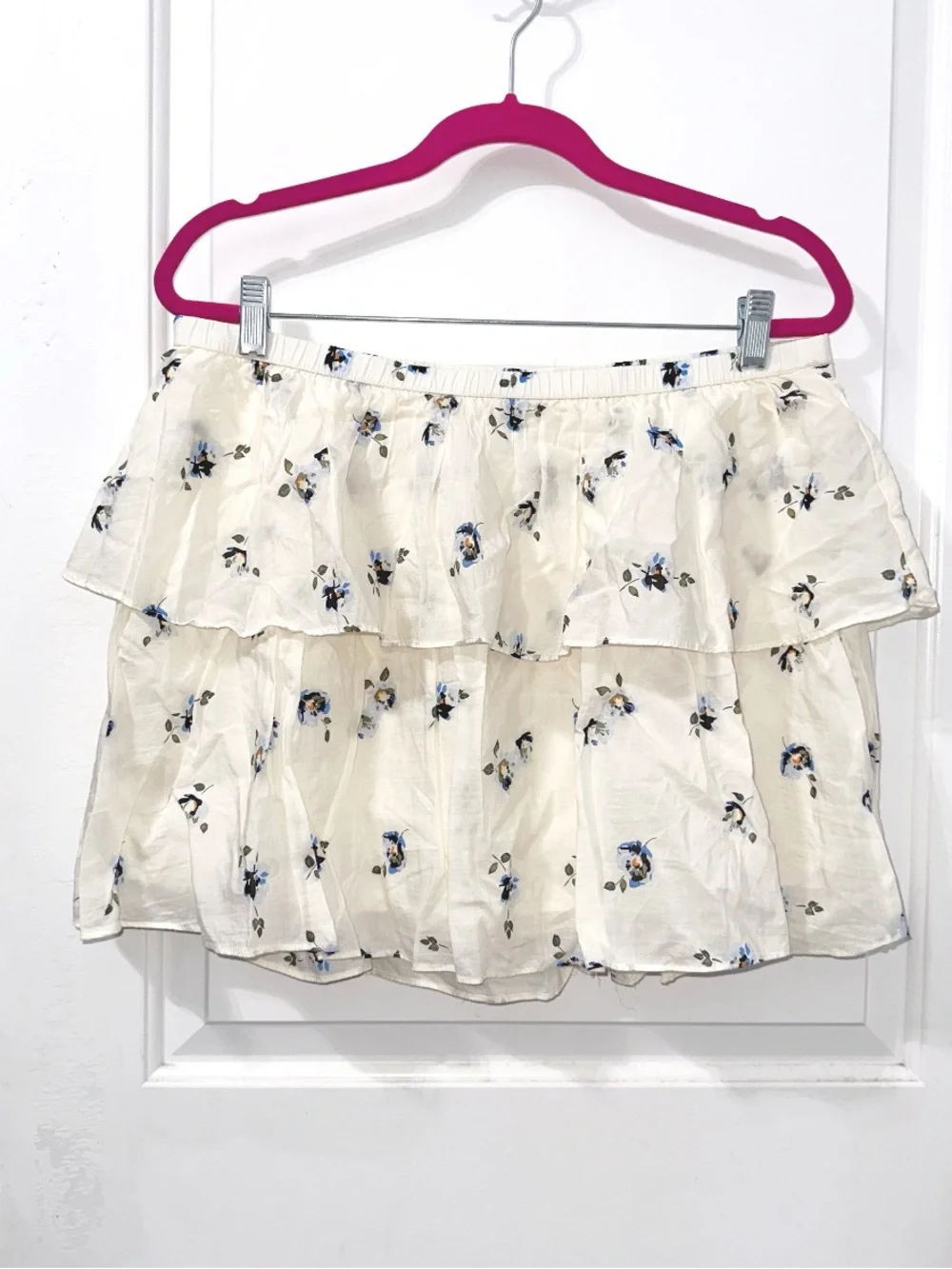 Universal Thread cream mini skirt features ruffled tiers & blue floral pattern